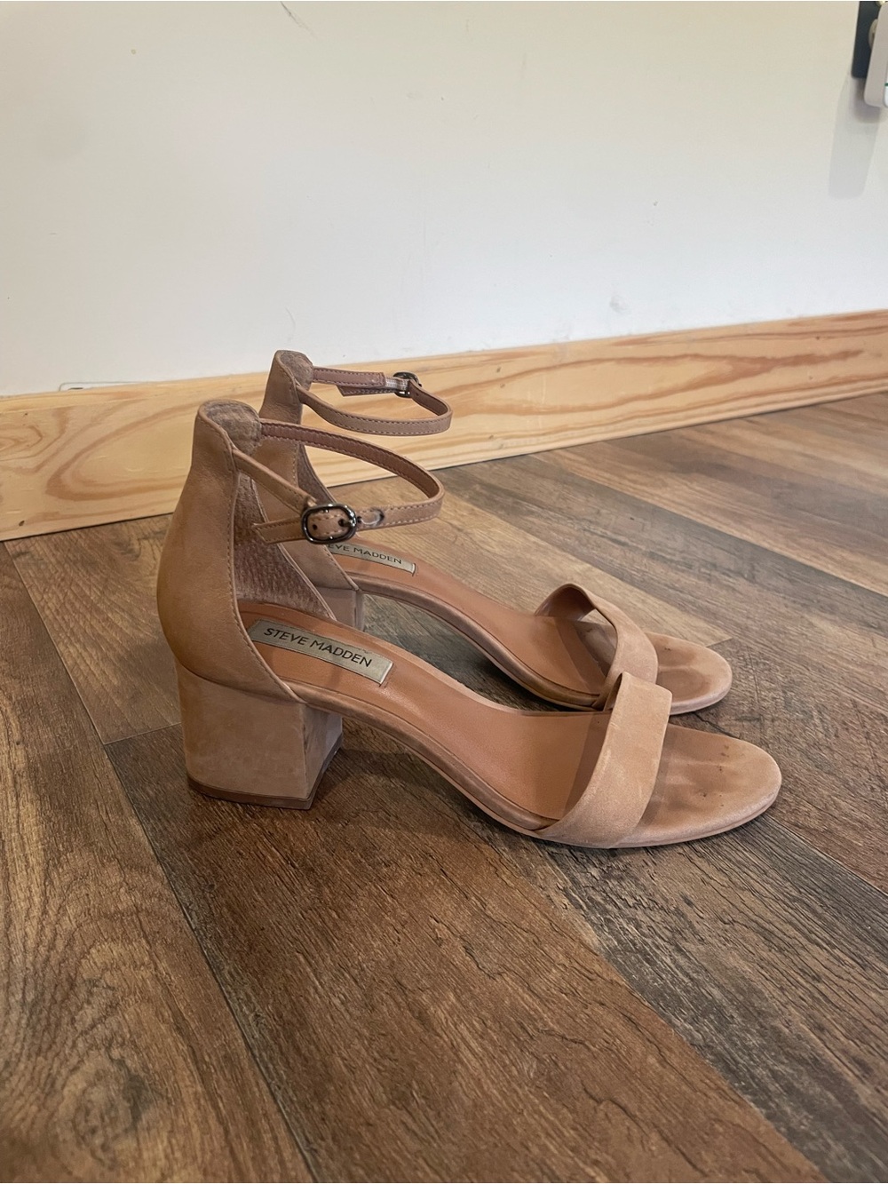 Steve Madden Irenee leather tan nude ankle strap heels